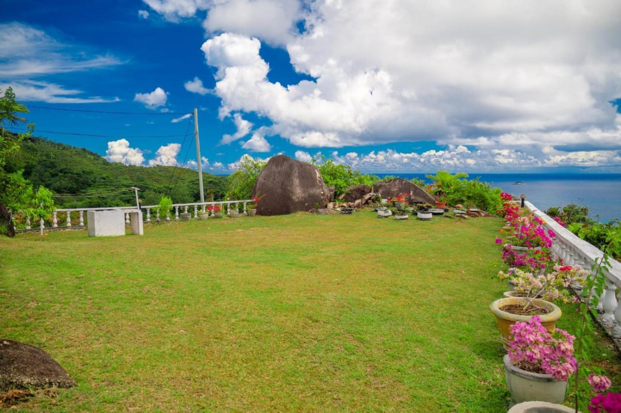 Maison Du Soleil Self Catering 昂斯拉齐奥 外观 照片